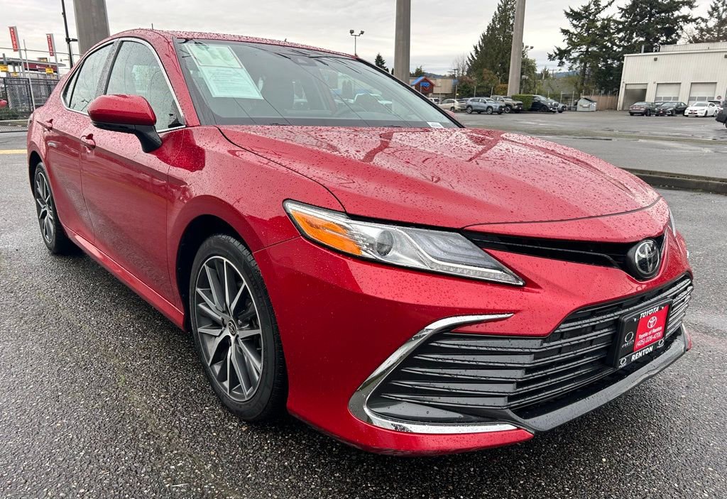 Certified 2024 Toyota Camry XLE w/ Cold Weather Package FWD image 3