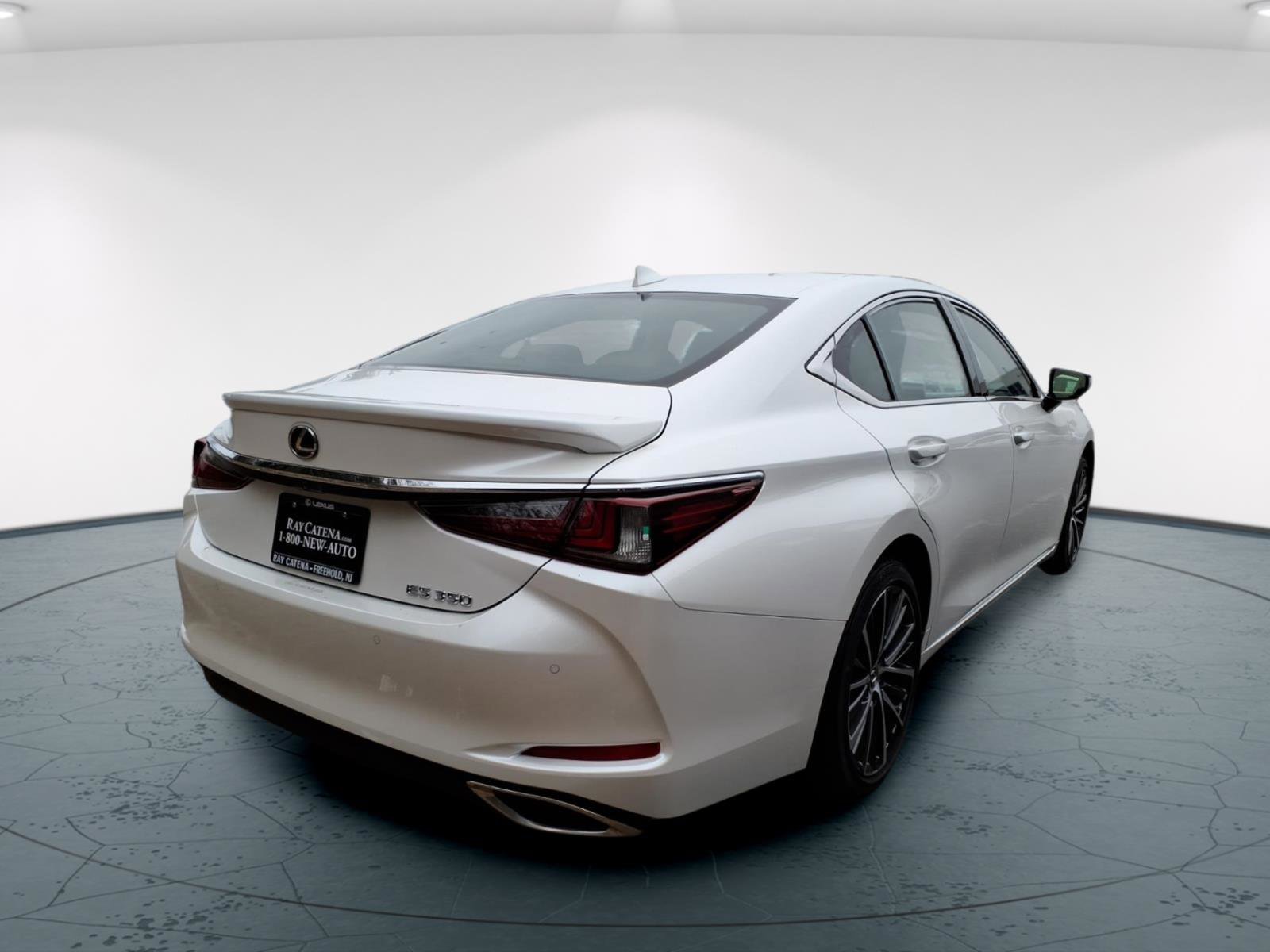 New 2025 Lexus ES 350 w/ Premium Package image 4