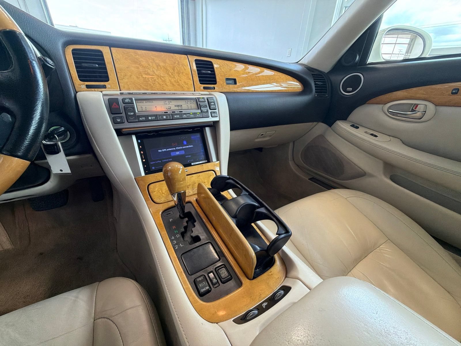 Used 2002 Lexus SC 430 Convertible RWD image 21