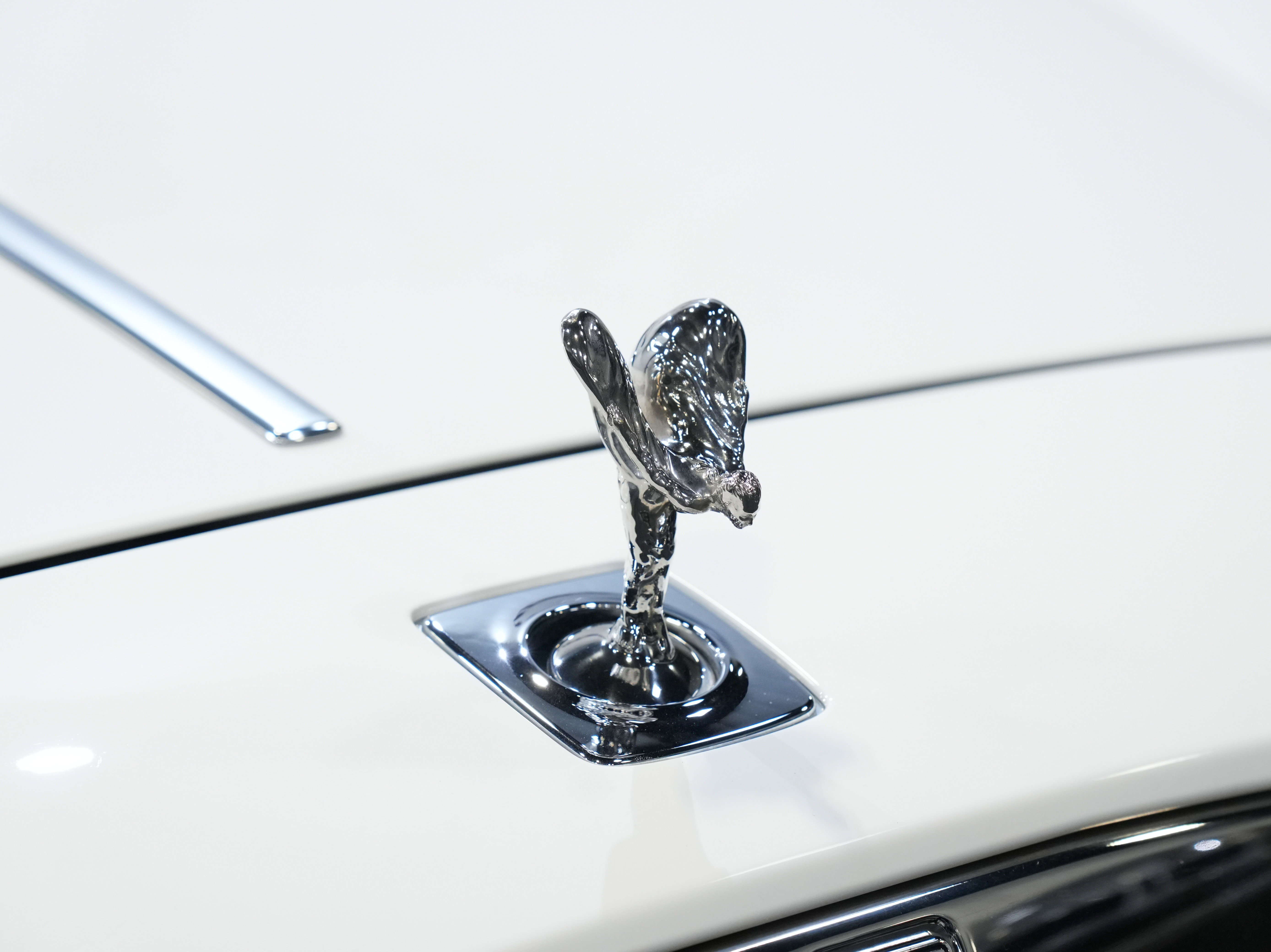 Used 2016 Rolls-Royce Wraith COUPE 2D image 13