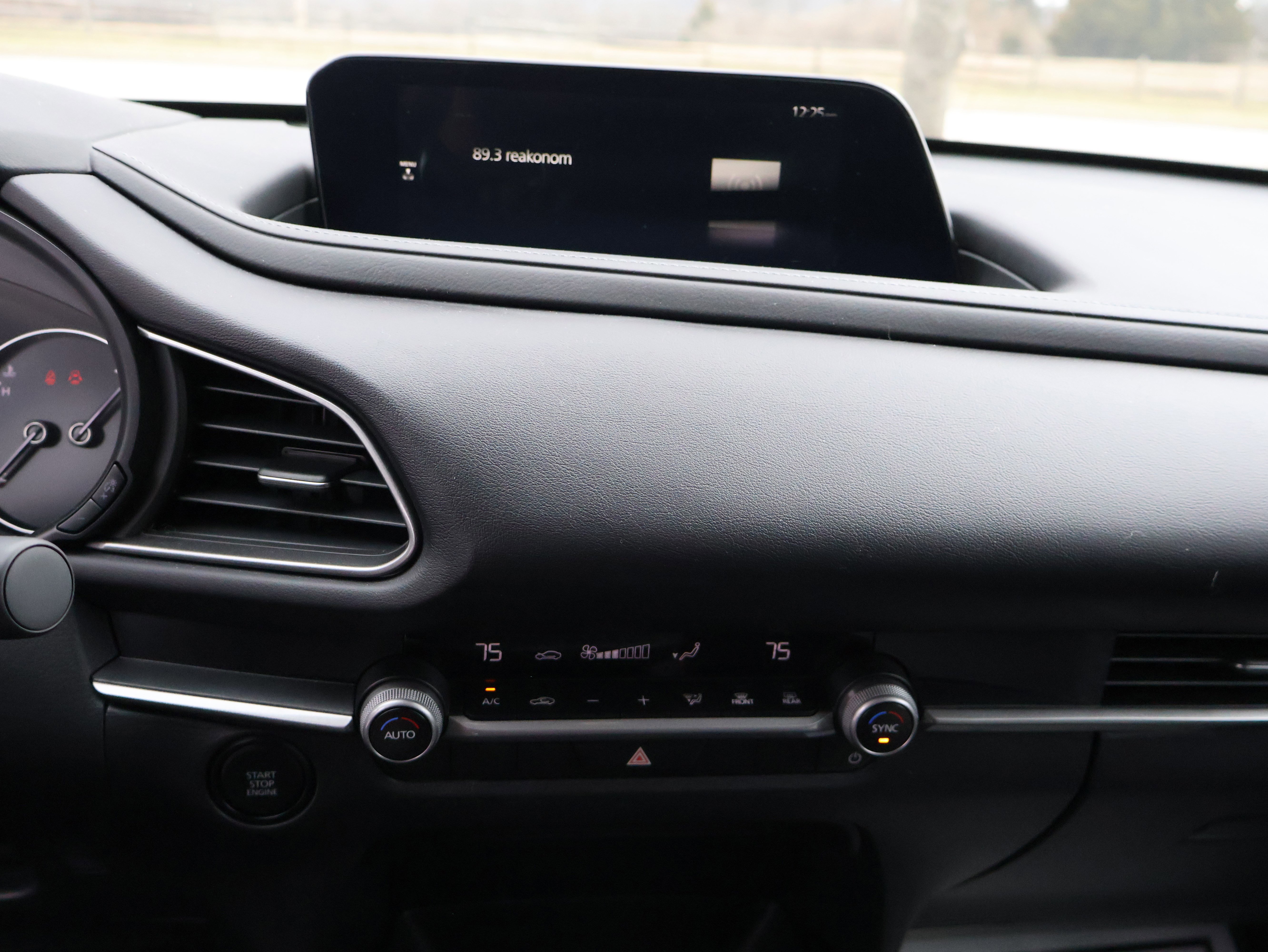 Certified 2025 MAZDA CX-30 AWD 2.5 S w/ Select Sport Pkg image 21