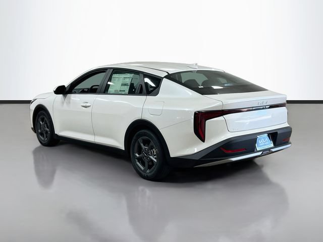 New 2026 Kia K4 FWD image 5