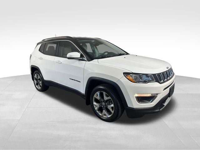 Used 2017 Jeep Compass Limited AWD/4WD image 8