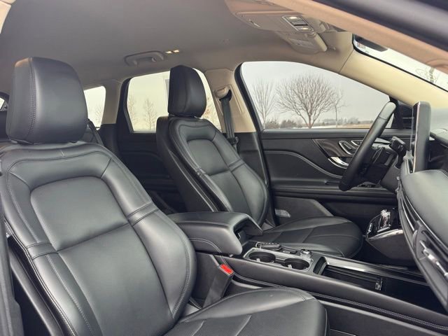 Used 2024 Lincoln Corsair Premiere w/ Equipment Group 101A image 22