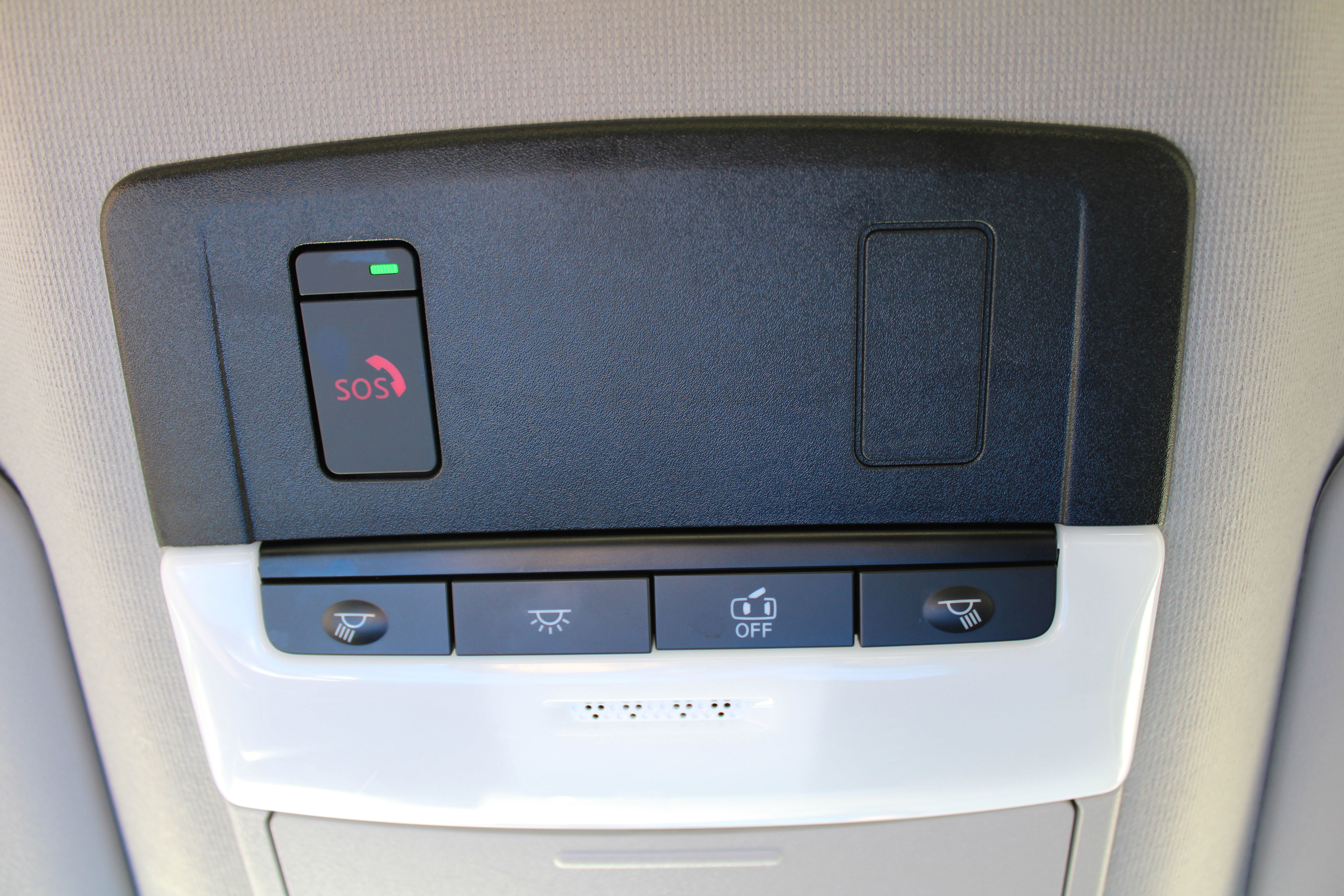 Used 2025 Nissan Sentra SV image 35