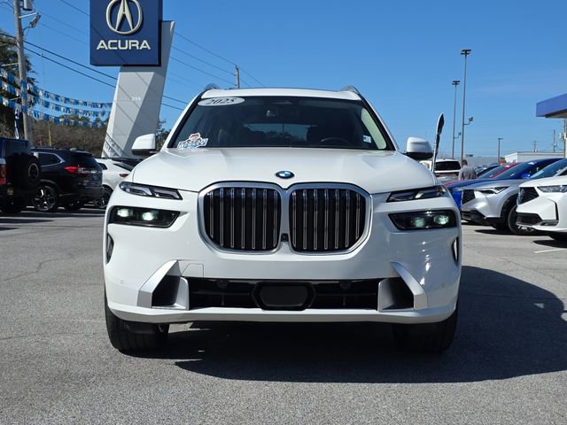 Used 2025 BMW X7 xDrive40i image 9