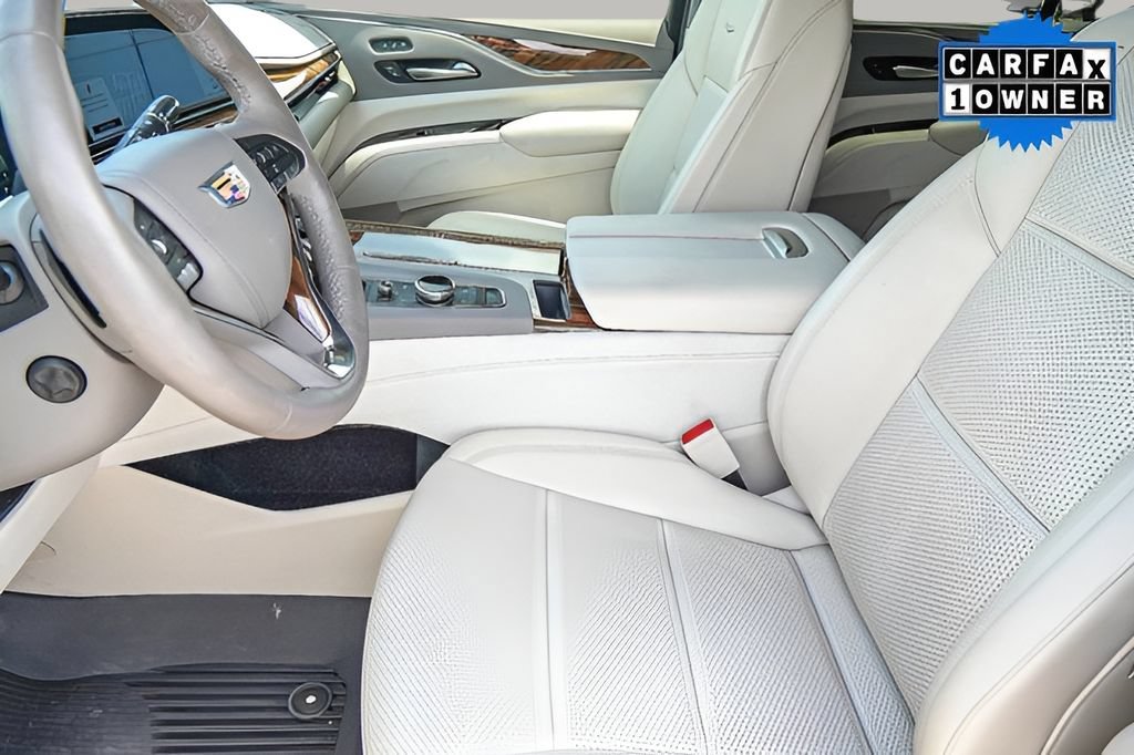 Certified 2024 Cadillac Escalade Sport Platinum w/ LPO, ONYX Package RWD image 16