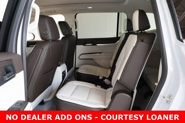 New 2026 GMC Acadia Denali w/ Super Cruise Package image 14