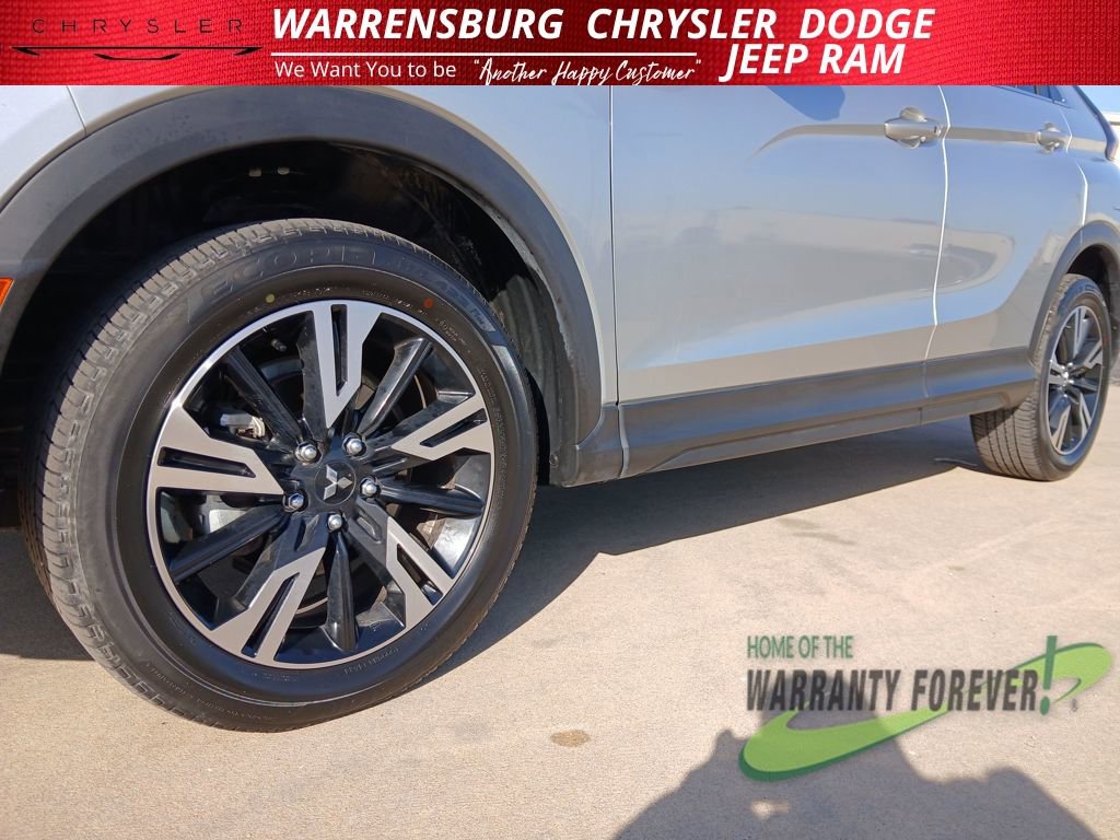 Used 2025 Mitsubishi Eclipse Cross SE image 35