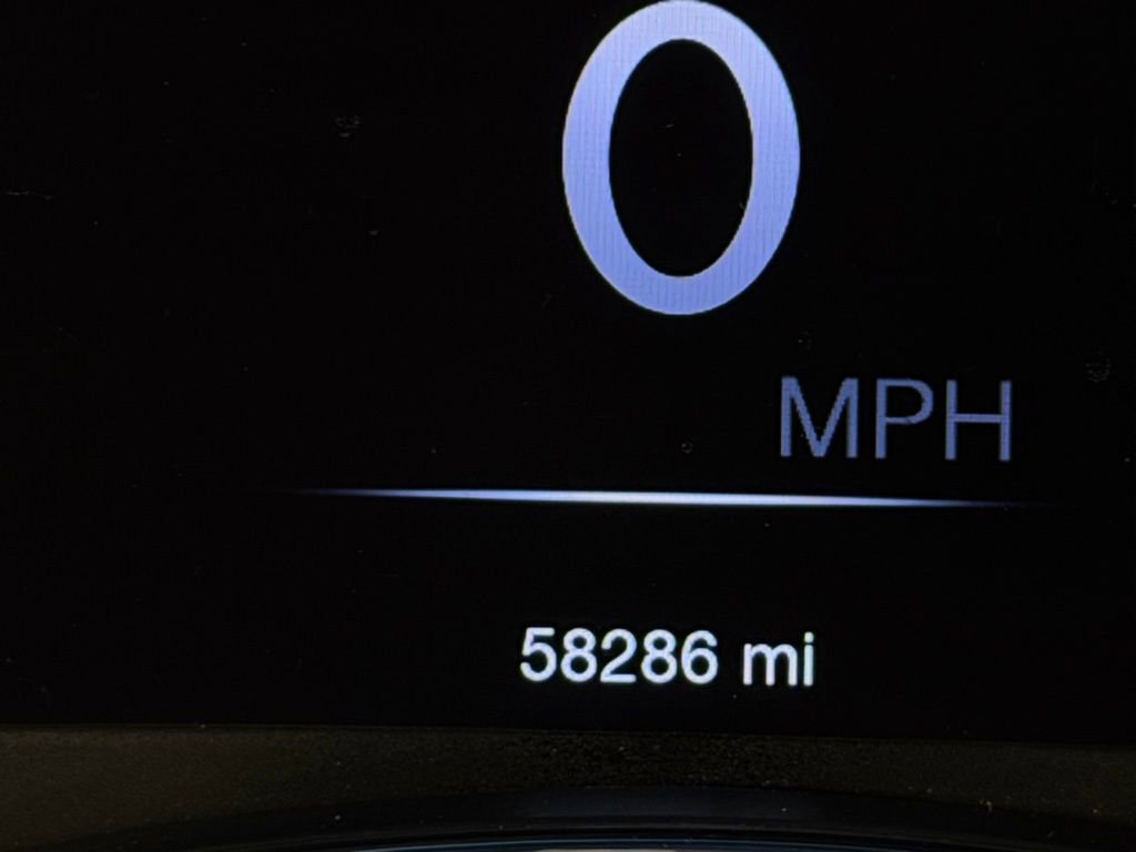 Used 2021 Jeep Grand Cherokee Laredo w/ Security & Convenience Group image 16