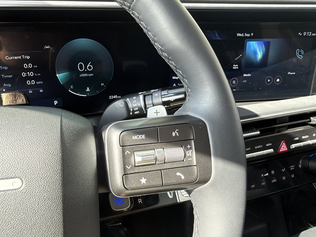 Used 2026 Hyundai Palisade SEL FWD image 29