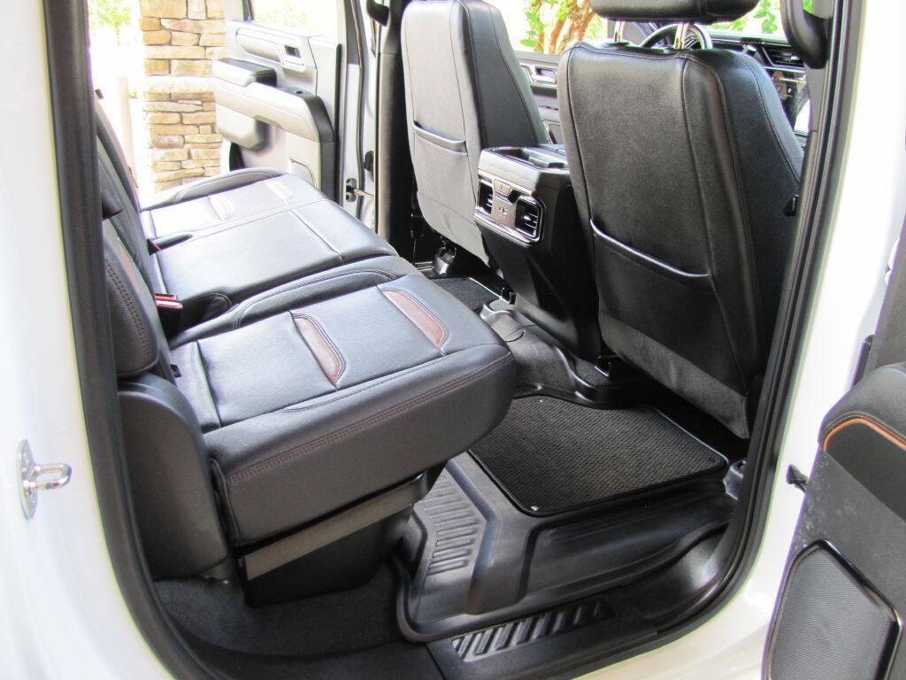 Used 2024 GMC Sierra 2500 AT4 w/ AT4 Premium Plus Package AWD/4WD image 21