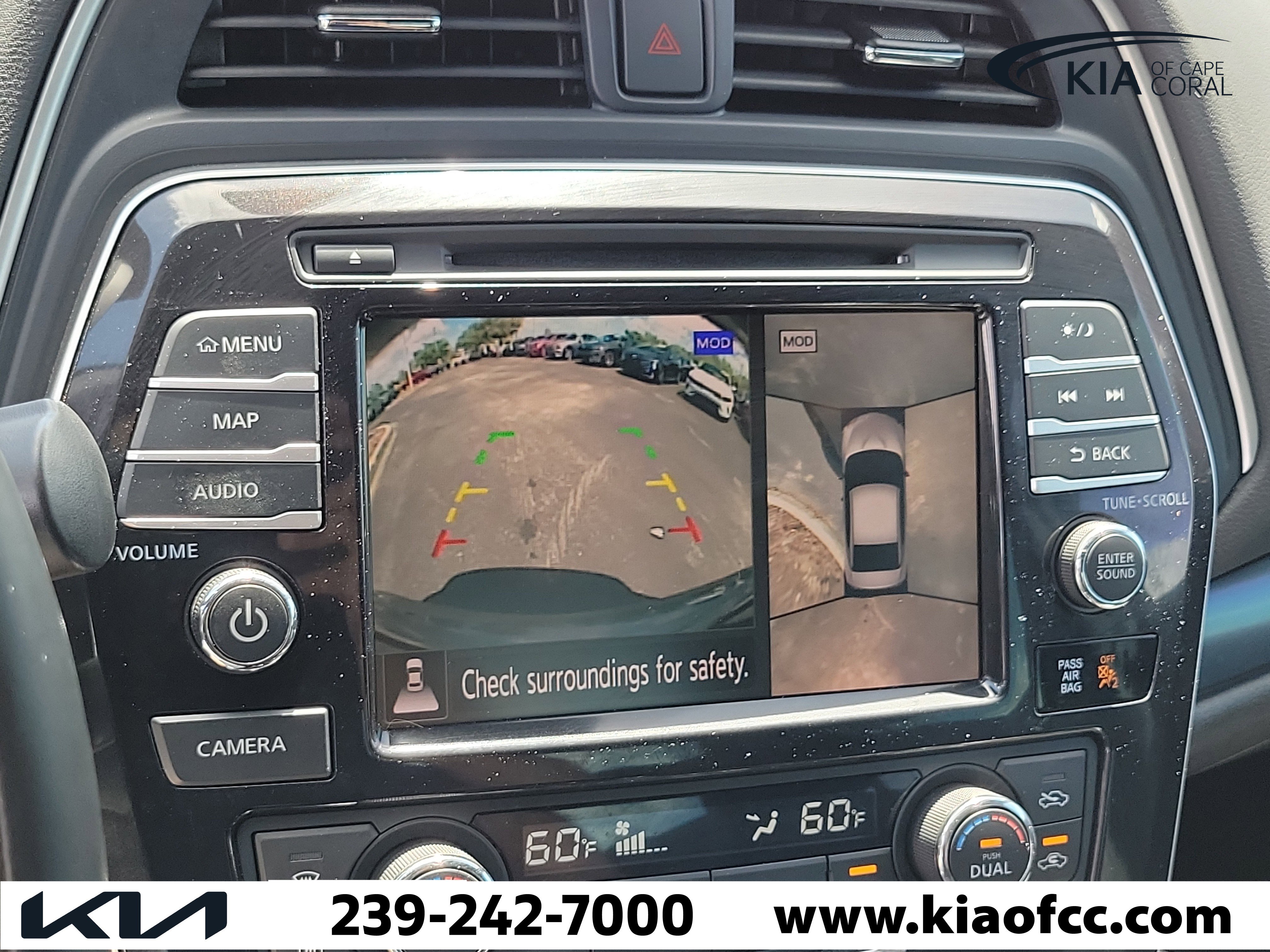 Used 2023 Nissan Maxima SR w/ Sport Mat Group image 28