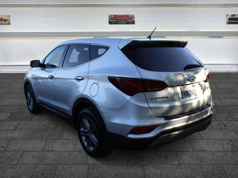 Used 2018 Hyundai Santa Fe Sport FWD image 4