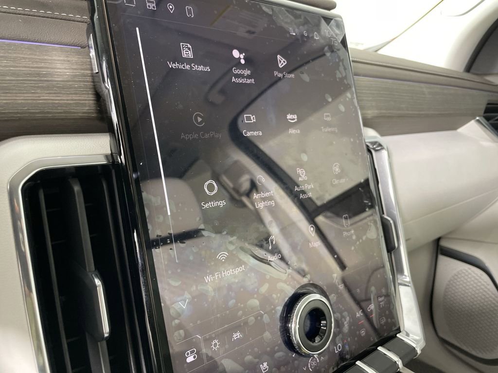 New 2024 GMC Acadia Denali w/ Super Cruise Package image 13