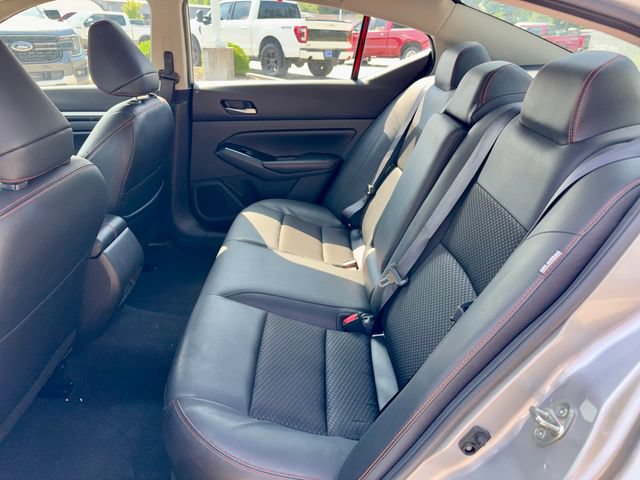 Used 2024 Nissan Altima 2.5 SR FWD image 11