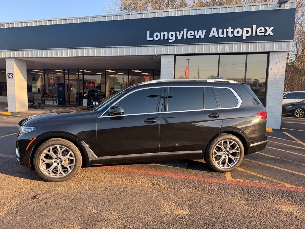 Used 2022 BMW X7 xDrive40i image 3