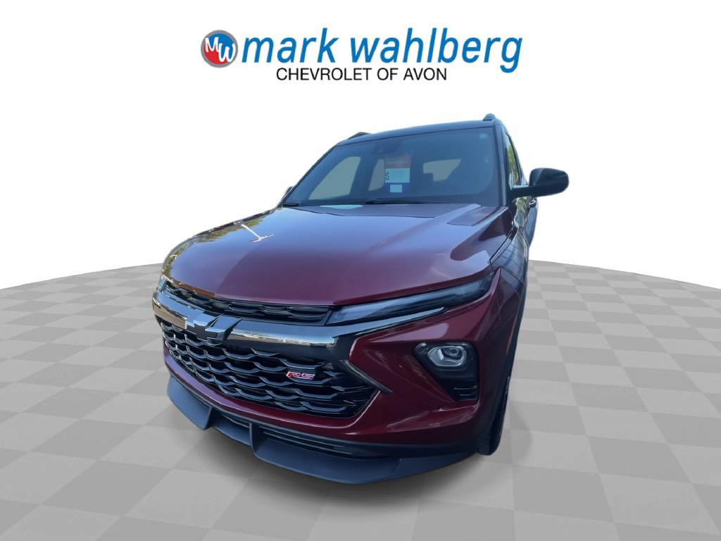 Used 2024 Chevrolet TrailBlazer RS w/ Convenience Package AWD/4WD image 3