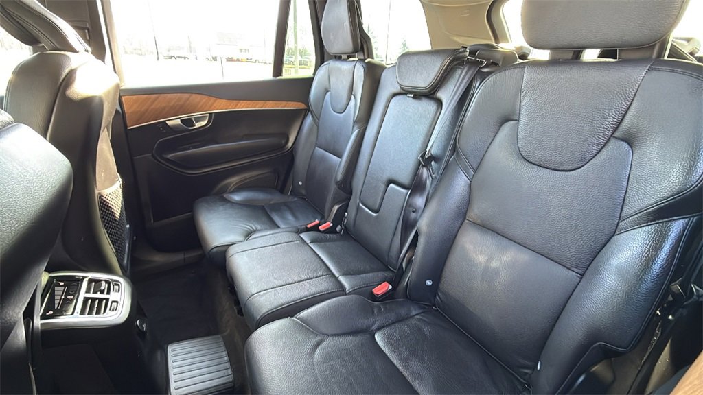 Certified 2024 Volvo XC90 T8 Plus w/ Protection Package Premier image 26