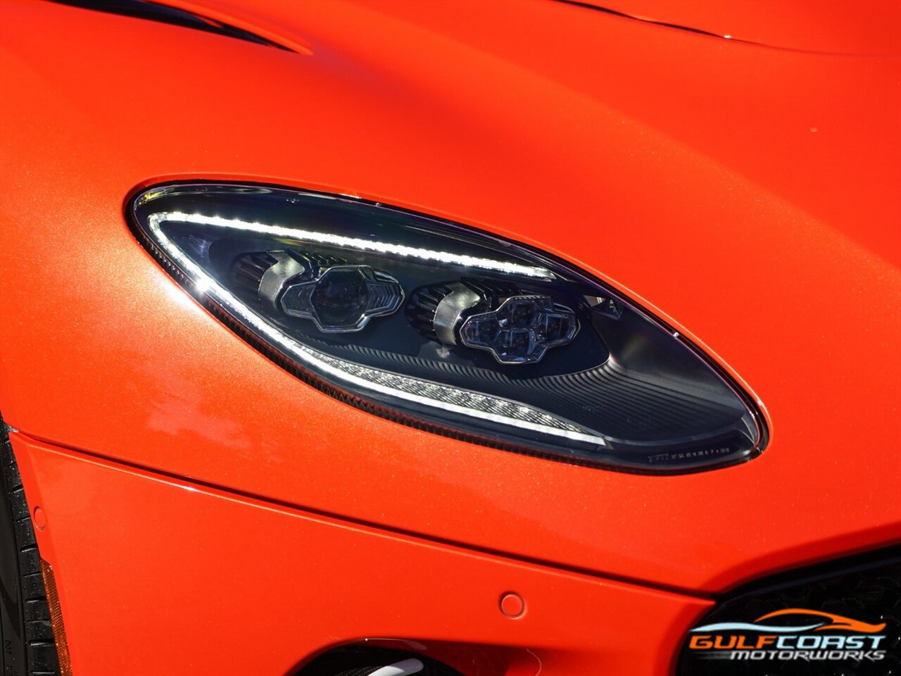 Used 2023 Aston Martin DBS Superleggera Volante RWD image 3