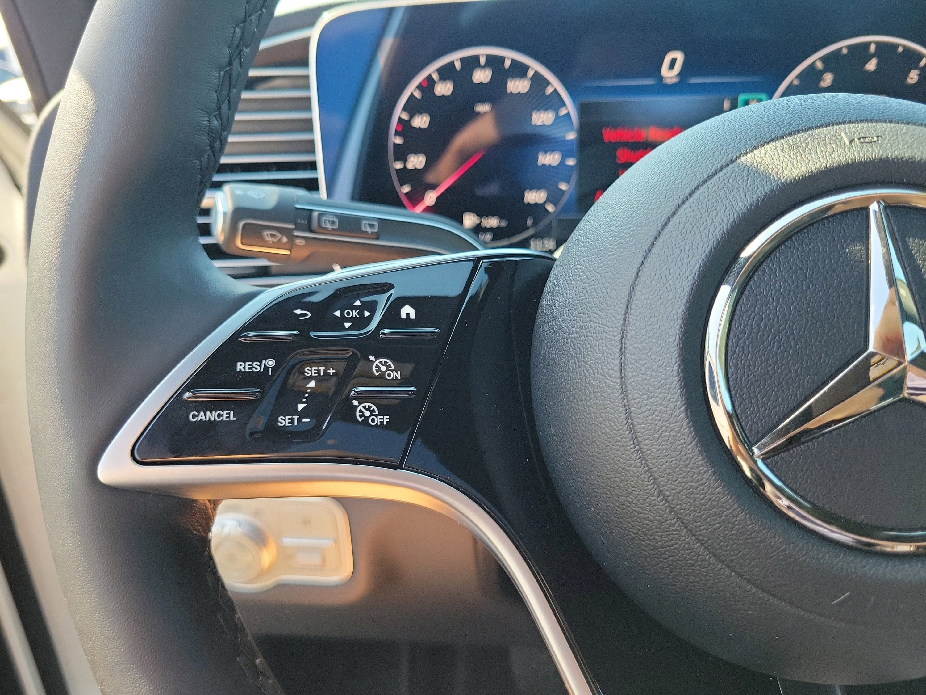 Certified 2026 Mercedes-Benz GLE 350 4MATIC image 25