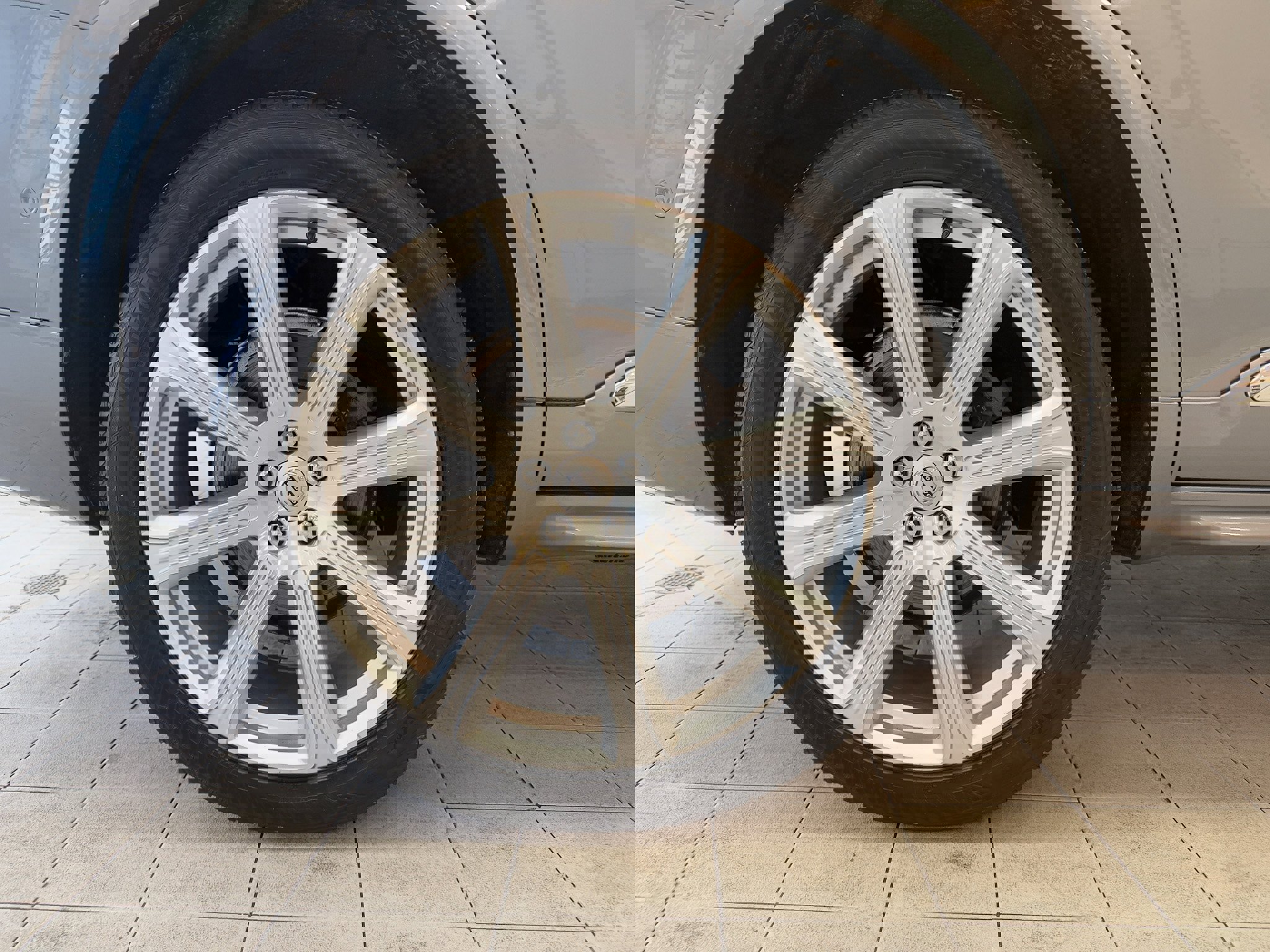 Used 2018 Volvo XC90 T6 Inscription w/ Convenience Package image 10