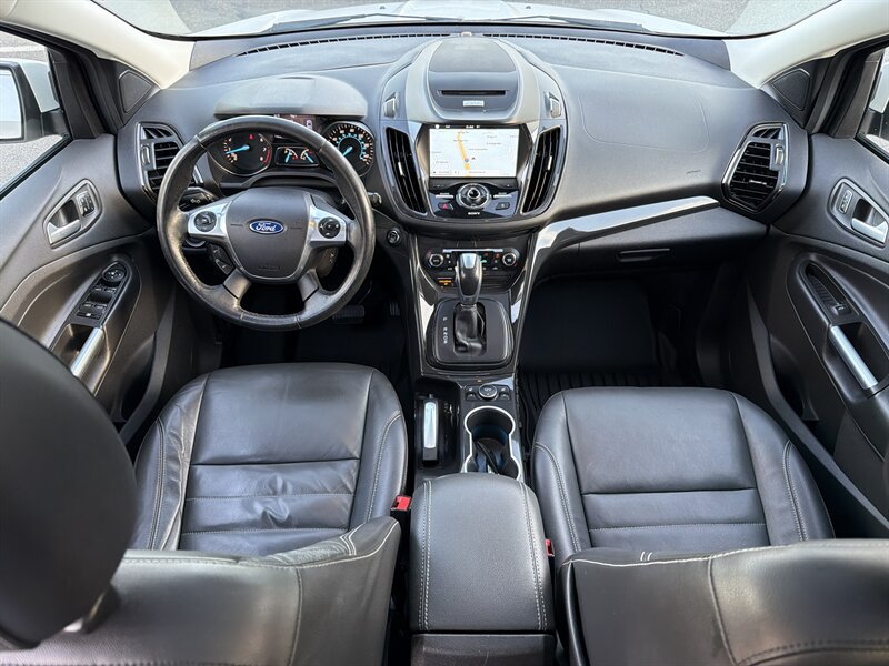 Used 2016 Ford Escape Titanium FWD image 9