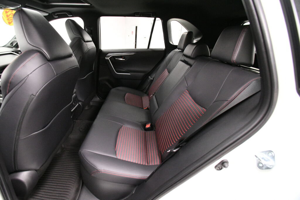 Used 2022 Toyota RAV4 XSE w/ Weather Package AWD/4WD image 30