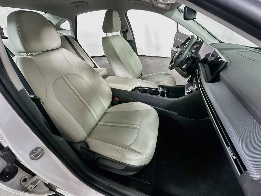 Used 2024 Hyundai Sonata SEL FWD image 14