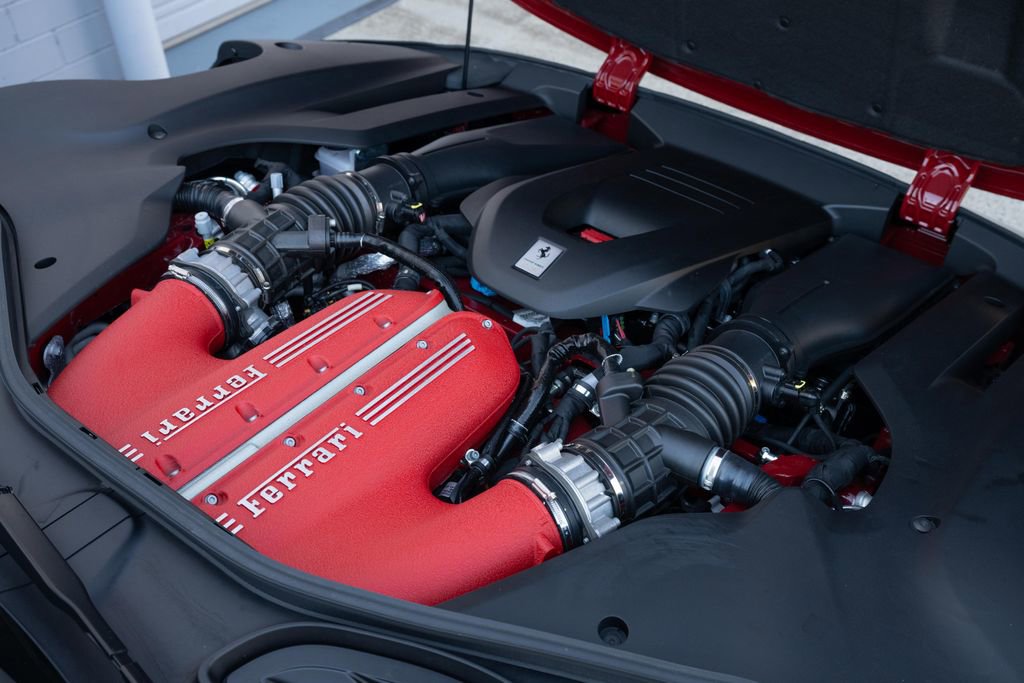 Used 2025 Ferrari 12Cilindri image 12