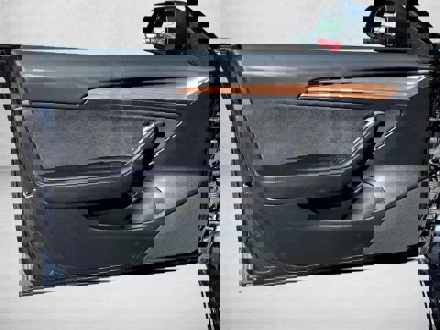 Used 2023 Tesla Model 3 Standard Range image 18