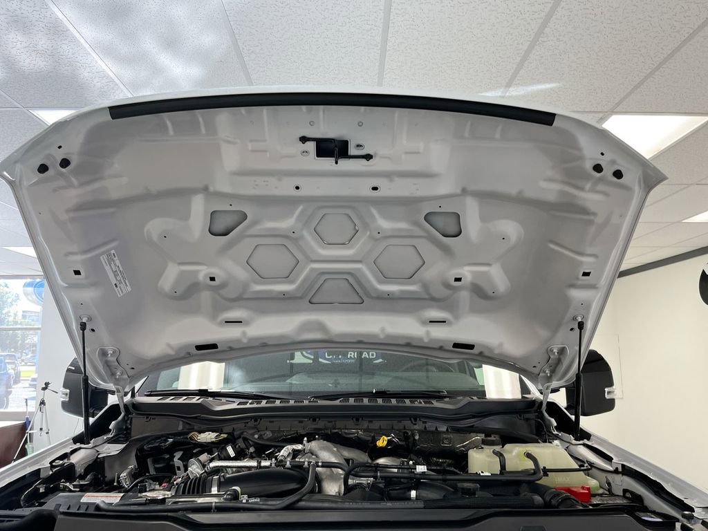 New 2026 Ford F350 4x4 Crew Cab Super Duty image 13