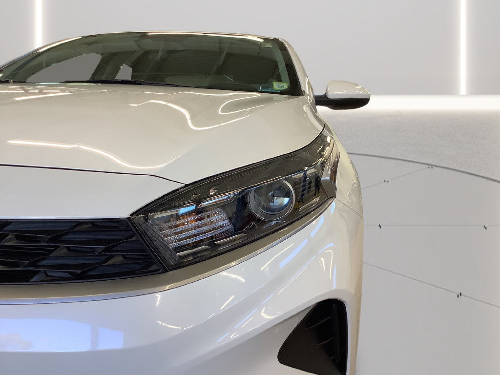 Certified 2022 Kia Forte LXS FWD image 33