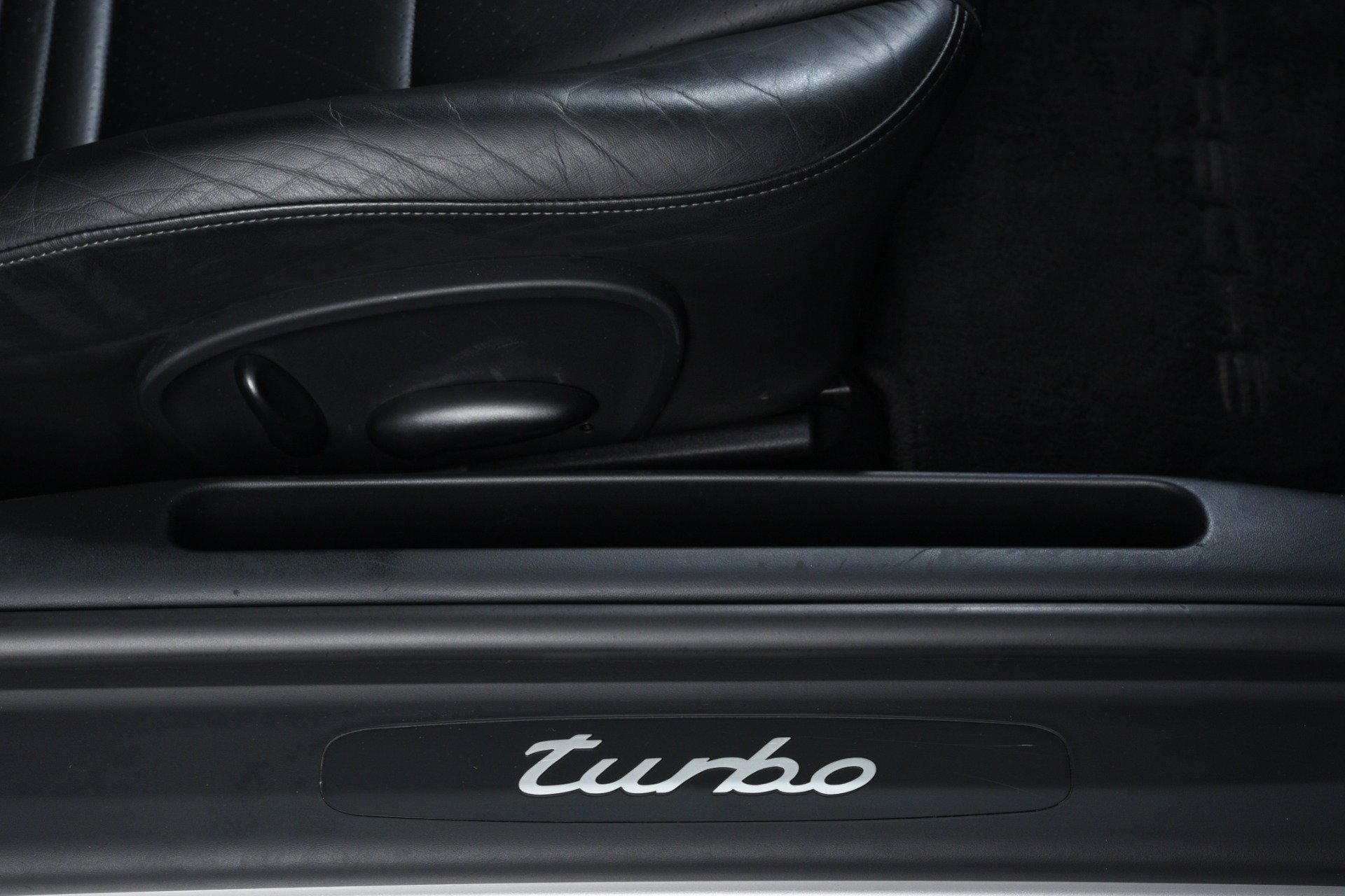 Used 2001 Porsche 911 Turbo AWD/4WD image 34