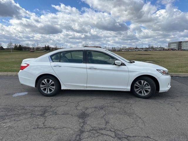 Used 2015 Honda Accord LX image 10