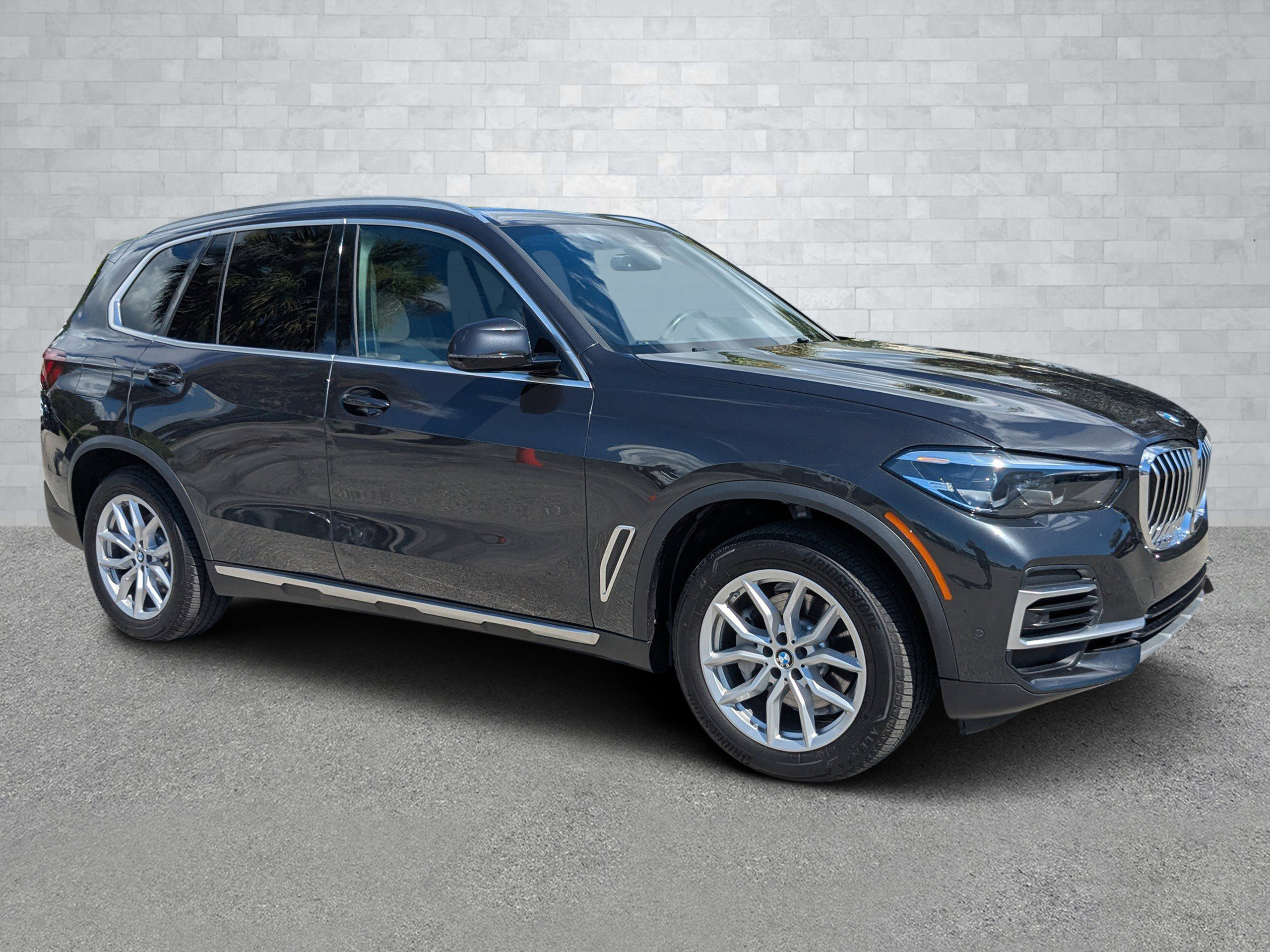 Used 2022 BMW X5 xDrive40i w/ Premium Package