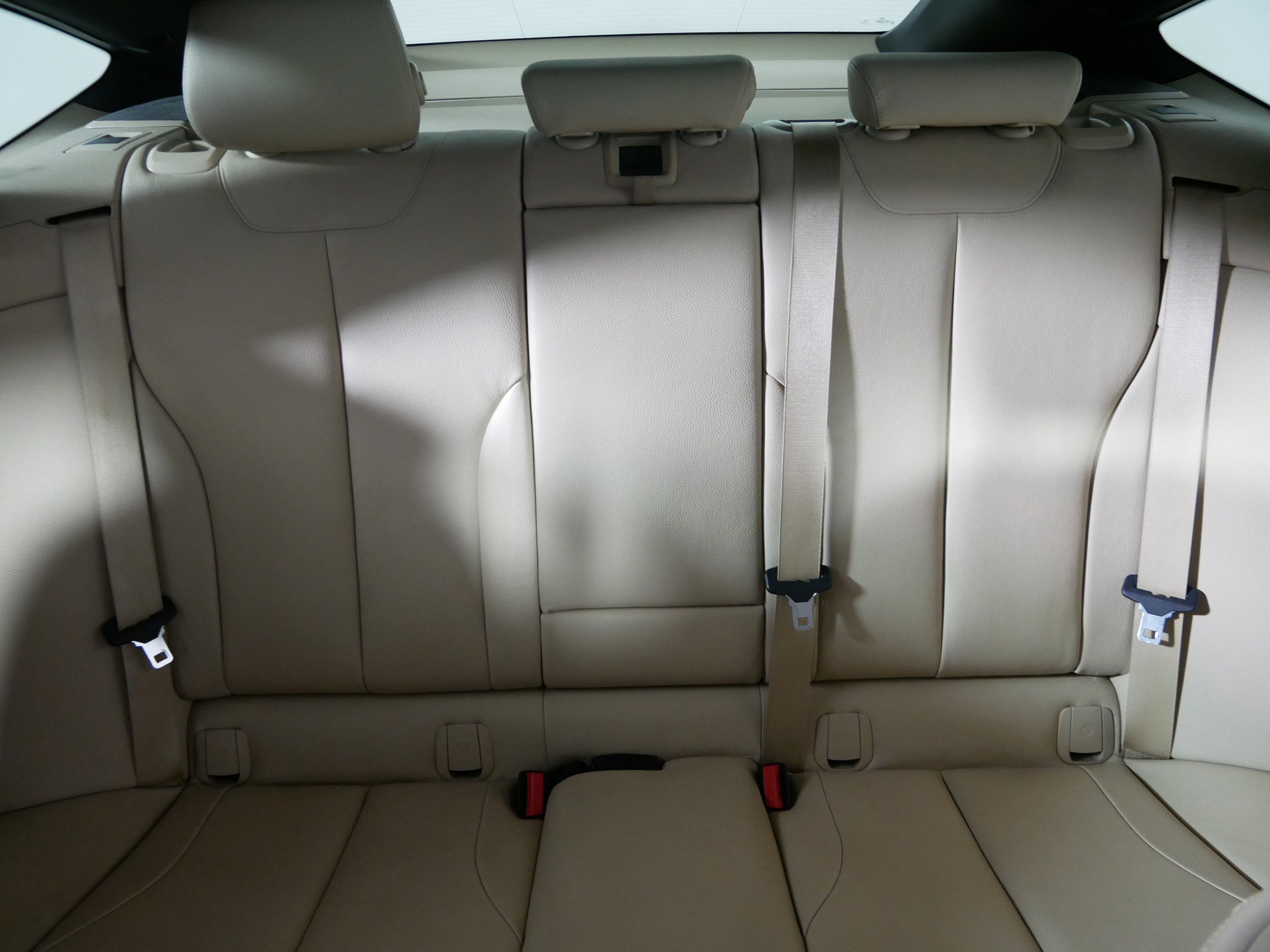 Used 2016 BMW 335i Gran Turismo xDrive image 13