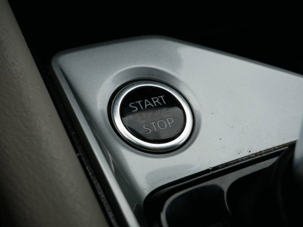 Used 2024 Nissan Altima 2.5 SV AWD/4WD image 34