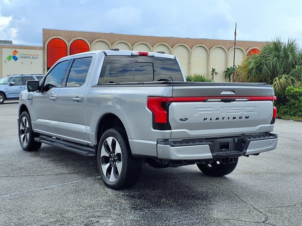 Used 2023 Ford F150 Lightning Platinum AWD/4WD image 5