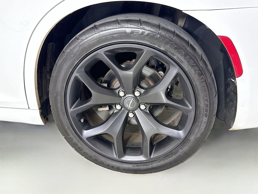 Used 2022 Chrysler 300 S image 32