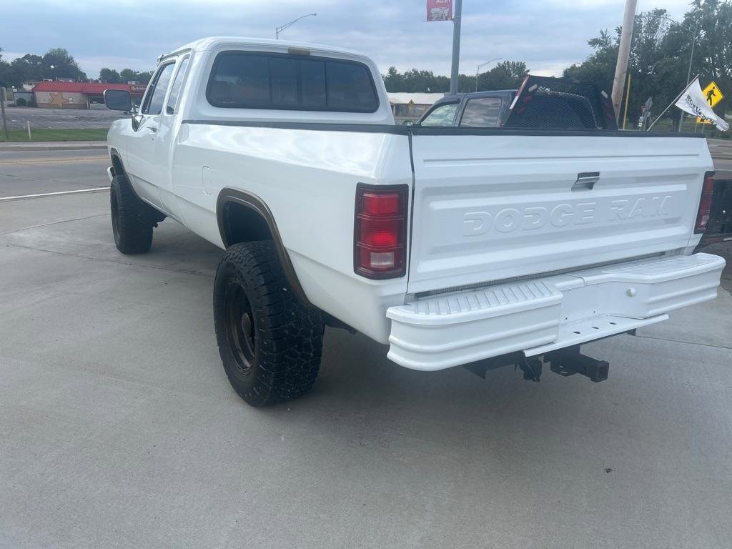 Used 1993 Dodge D/W Truck 250 AWD/4WD image 8