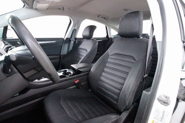 Used 2014 Ford Fusion SE image 23