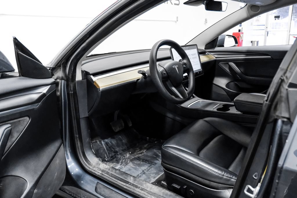 Used 2023 Tesla Model 3 Long Range AWD/4WD image 3