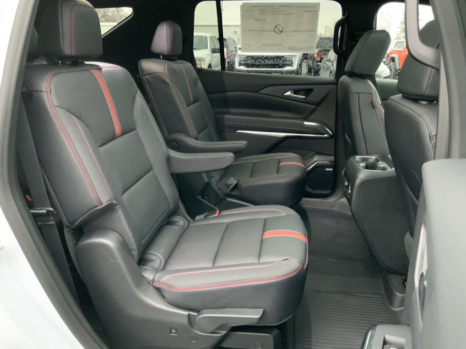 New 2026 Chevrolet Traverse RS w/ LPO, Floor Liner Package image 63