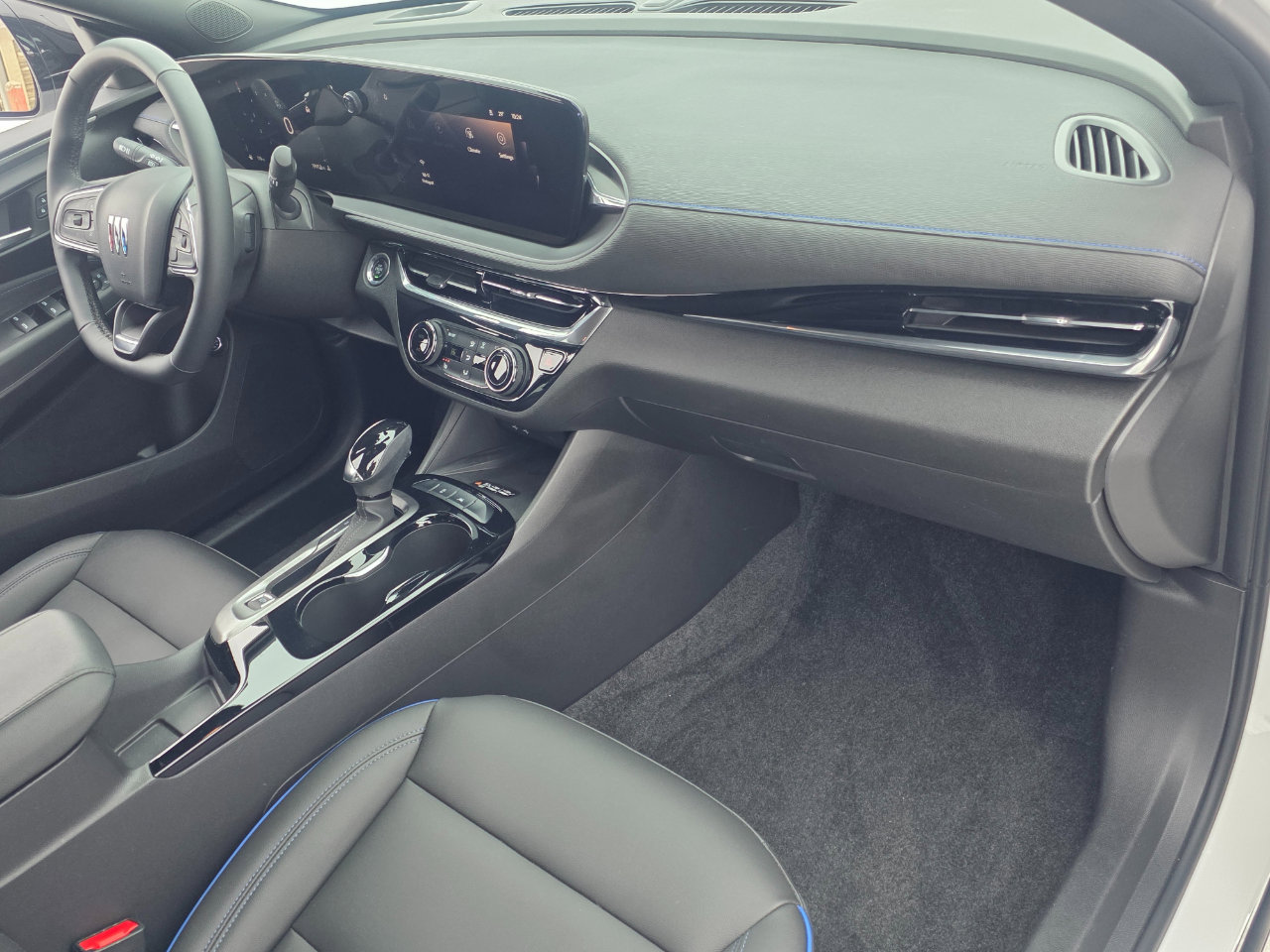 Used 2024 Buick Envista Sport Touring w/ Convenience I Package image 25