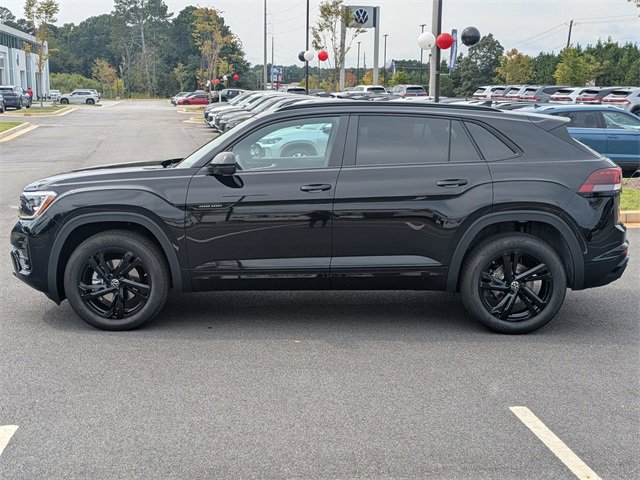 New 2026 Volkswagen Atlas Cross Sport SEL R-Line image 7