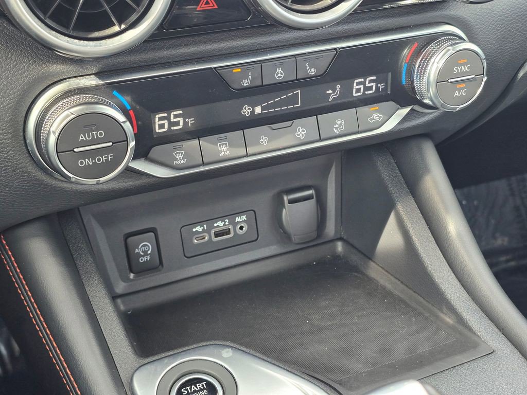 Used 2024 Nissan Sentra SR w/ SR Premium Package FWD image 30