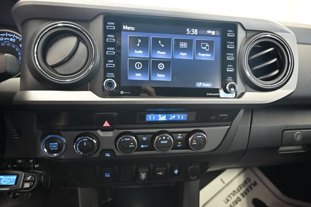 Used 2023 Toyota Tacoma TRD Off-Road AWD/4WD image 16