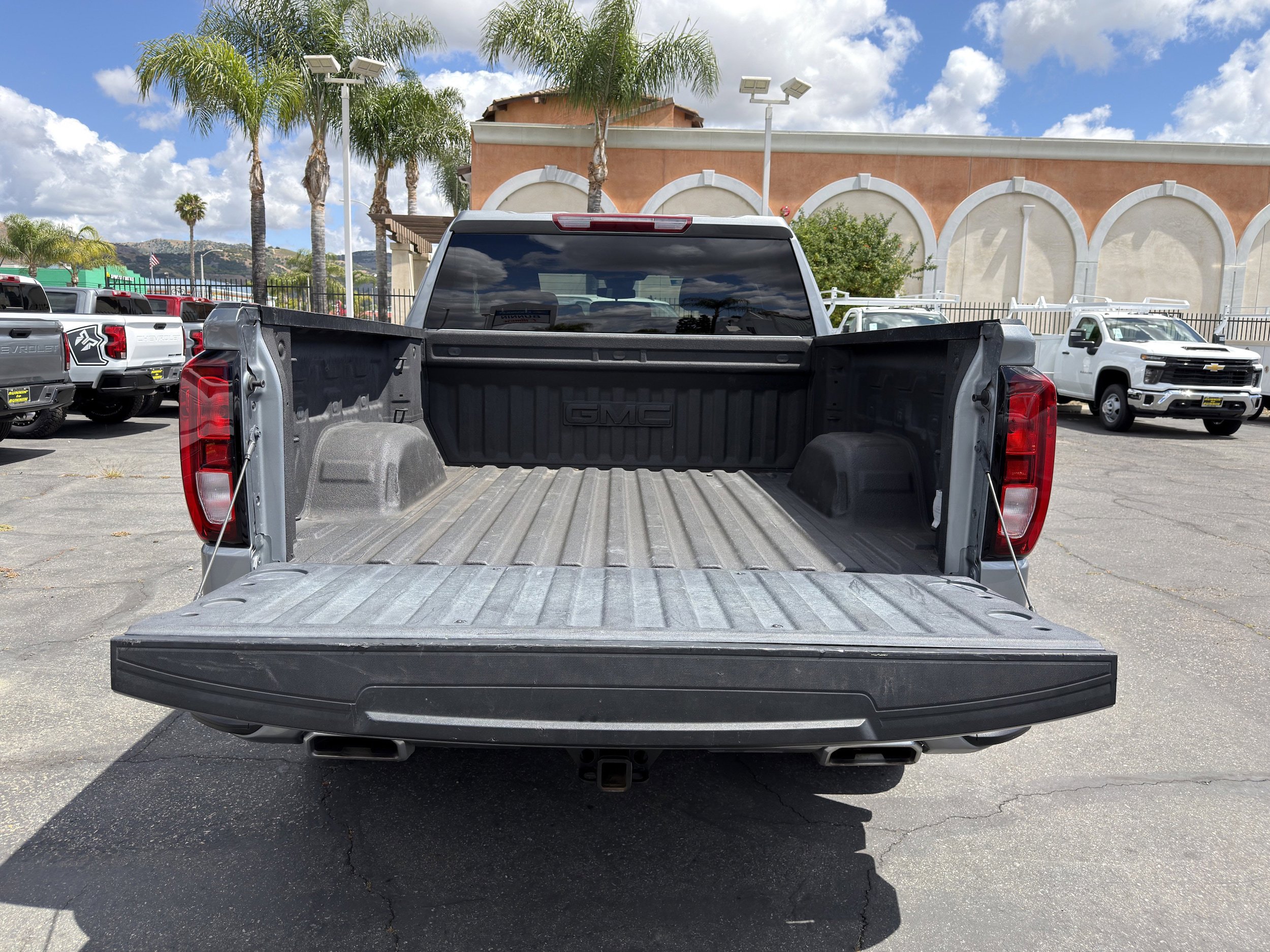 Used 2024 GMC Sierra 1500 Elevation AWD/4WD image 17