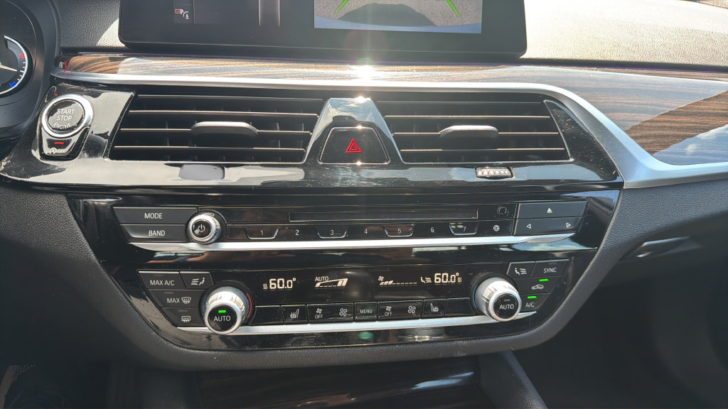 Used 2017 BMW 530i xDrive AWD/4WD image 17